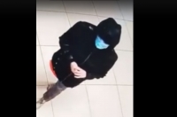 В Курске разыскивают подозреваемую в краже кошелька