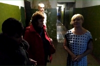 Жители курского общежития, где при пожаре погиб ребенок, просят губернатора заменить электропроводку в доме