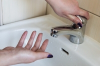 Курский губернатор потребовал объективной информации о сроках отключения горячей воды