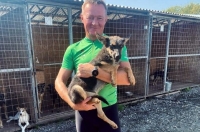 Курский губернатор взял в приюте щенка