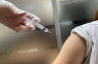 15-летняя дочь главы Курской области вакцинировалась от коронавируса