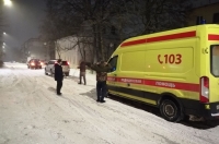 Куряне помогли машине скорой помощи с пациентом выбраться из колеи