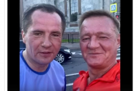 Курский губернатор принял участие в забеге на ПМЭФ с главой Белгородской области