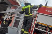 В Курске на улице Малых загорелся жилой дом