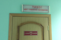 В Курске супруга умершего от ковида врача хочет взыскать 3,2 млн рублей через суд