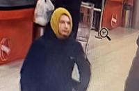 В Курске полиция устанавливает личность молодого человека, подозреваемого в краже денег