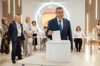 Александр Хинштейн подал документы в облизбирком для участия в выборах губернатора