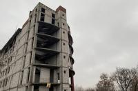 Гостиницу на Стрелецкой набережной в историческом центре Курска достраивают