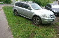 В Курске составлен 21 протокол за парковку на газонах