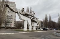 Жители Курчатова сообщили о ночном взрыве и дрожащих окнах