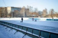 Каток у курской школы № 56 снова принимает гостей