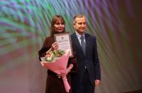 Александр Чепик поздравил женщин‑медиков с 8 Марта в зале «Свиридовский»  в Курске