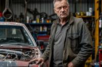 В Курске мужчина обманул 17 автовладельцев через интернет