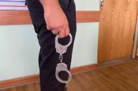 В Курской области курьеры забрали у старушки 2 млн рублей, но были задержаны полицейскими