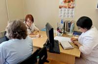 Врачи курской областной больницы провели приём пациентов в Дмитриевской ЦРБ